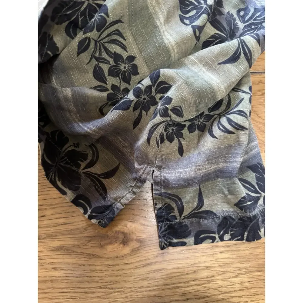 Tommy Bahama Men Size XXL Silk Button Down Hawaiian Shirt Tropical Golf Vacation